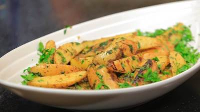 بطاطس مشوية بالليمون لمعدة صحيه