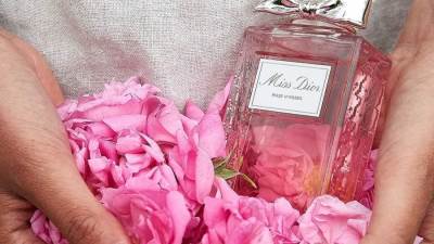 أفضل 9 نصائح لوضع العطر لم تعلميها أبدا من قبل