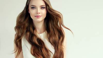 كيفية الحصول على شعر أملس بشكل طبيعي