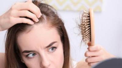 5 أطعمة تمنع تساقط الشعر