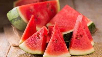 قبل الدخول في الصيف.. تعرف على فوائد البطيخ للجسم