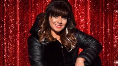 تراشق بالألسن بين نشوى مصطفى ومذيعة بسبب مسلسلات رمضان