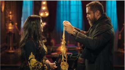 أمير كرارة يصفع مي عمر على وجهها ..  تريند جوجل