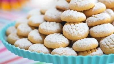 السلوكيات الصحيحة التي يجب اتباعها عند تناول كعك العيد