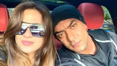 العوضي لياسمين بعد نشر صورة رجل: على الله حكايتك بجد