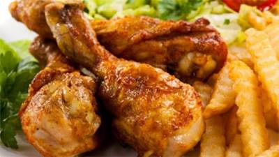 طريقة عمل أفخاذ الدجاج بالجنزبيل والمستردة