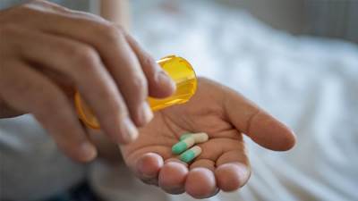 الصحة العالمية تحذر من تناول المسكنات قبل تلقى لقاحات كورونا