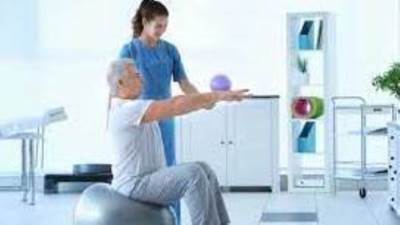 كيف تساعدك تمارين العلاج الطبيعى لاستعادة قدرتك على التنفس بعد عدوى كورونا؟