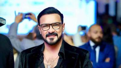 محمد رجب يرثي والده بكلمات مؤثرة .. تعرفي عليها