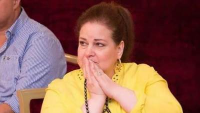 بالفيديو .. وصول جثمان دلال عبد العزيز إلى مثواها الأخير