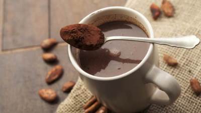 هل تناول مشروب الكاكاو قبل التمارين الرياضية يزيد تدفق الدم؟