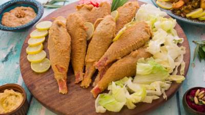 طريقة عمل سمك بربوني مع السبانخ