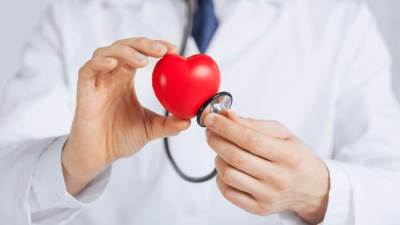 3 مشروبات سحرية تحميك من خطر الإصابة بالنوبات القلبية