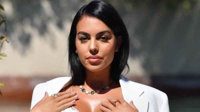 جورجينا تخطف الأنظار في أحدث ظهور على انستجرام