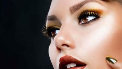 8 باليت آيشادو جميلة للعيون البنية الداكنة