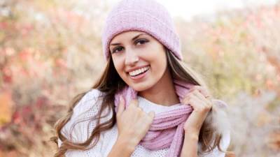 9 طرق لارتداء فساتينك المفضلة فى الشتاء .. اعرفيها