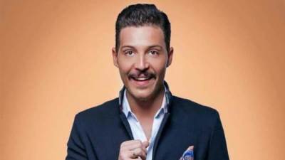 شاهد .. محمود حجازي يستمتع بالشتاء في موسكو