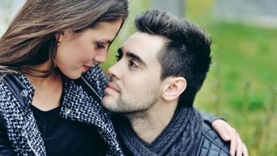 "بلاش أفورة".. المبالغة فى إظهار الحب أحيانا تسبب الطلاق؟