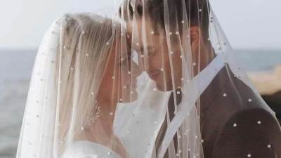 ما نوع المجوهرات التي ترتدينها يوم زفافك؟