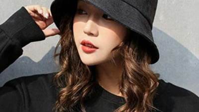 بالصور.. موضة القبعات الشتوية لعام 2022