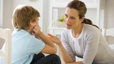 5 نصائح للتعامل مع الطفل الانطوائي .. اعرفيها