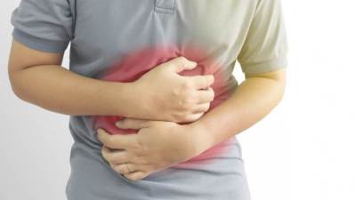 إحساس في معدتك يحذر من ارتفاع الكوليسترول بشكل خطير!
