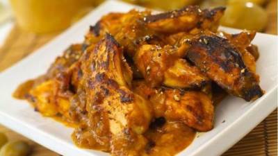 طريقة عمل الدجاج بصلصة الزعفران