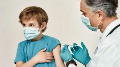 دراسة: لقاح فايزر فعاليته محدودة ضد أوميكرون من سن 5 إلى11عامًا