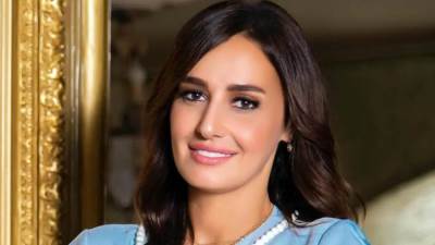 حلا شيحا تتألق في أحدث ظهور برفقة عائلتها