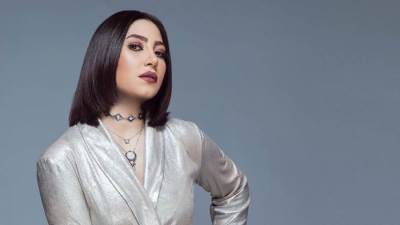 بإطلالة أنيقة.. بوسي تشارك متابعيها بأحدث إطلالة لها