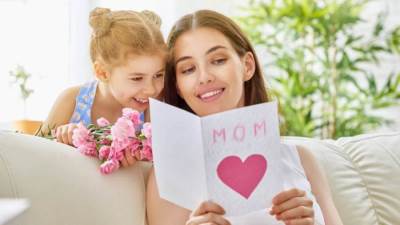 فى عيد الأم .. اعرف إزاى تعبر عن حبك لأمك كل يوم