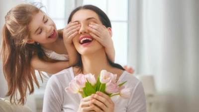  5 طرق مختلفة للاحتفال بعيد الأم لو مش قادر تجيب هدية