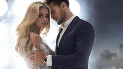 7 أفعال صغيرة تفعلها النساء بتلقائية يحبها الرجال .. اعرفيها