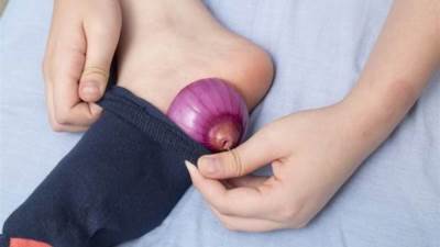 لأول مرة.. تعرف على فوائد البصل للقدم