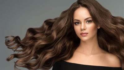 اخترنا لكِ.. 6 مستحضرات لشعر لامع وصحي