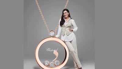 إصدار خاص بالحروف العربية من مجوهرات Happy Diamonds-Happy Me