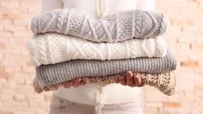 طرق منزلية لإزالة البقع العنيدة عن الملابس الصوف