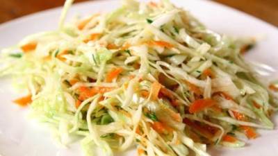 طريقة عمل سلطة الكولسلو بدون مايونيز