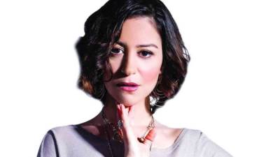 حقيقة خروج منة شلبي من دراما السباق الرمضاني بعد الحكم بسجنها