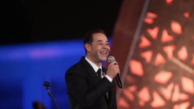 مدحت صالح يحضر لأغنية باللغة الهيروغليفية