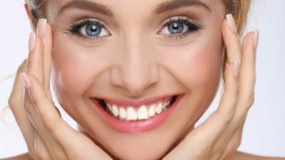 وصفات طبيعية لشد الوجه.. النتيجة مدهشة