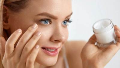 تخلصي من جفاف بشرتك في الصيف بهذه الحلول البسيطة