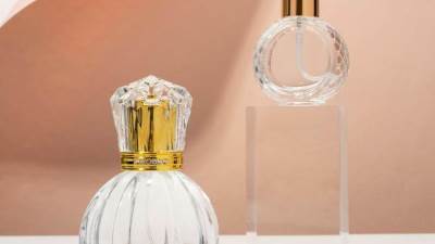 عطور نسائية برائحة الفانيليا من أشهر دور العطور العالمية لصيف 2023