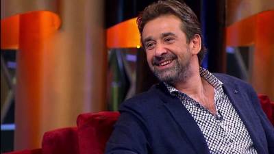 ظهور نادر لنجل كريم عبد العزيز في العرض الخاص لفيلم "بيت الروبي"