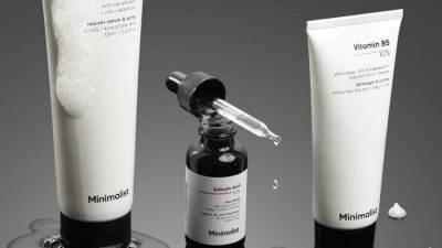 تخلصي من حب الشباب مع مجموعة العناية من "مينيماليست"