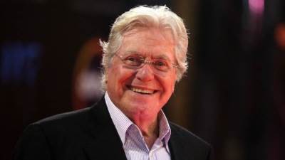 حسين فهمي: رفضت التعاون مع فاتن حمامة لهذا السبب