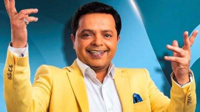 محمد هنيدي يحضر لمسرحيته "فرحات والعائلة" مع ذوي الهمم