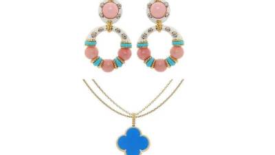 مجوهرات مرصعة بحجر العقيق لإطلالة خريفية مميزة