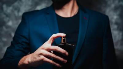 5 عطور للرجال تناسب ليالي الخريف الباردة