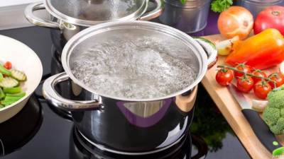 أطعمة طبيعية تصبح صحية أكثر وهي مسلوقة